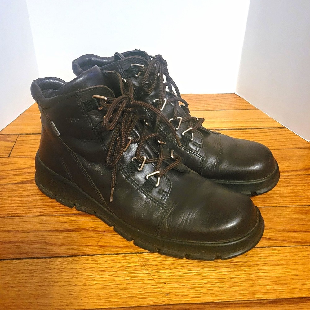 Vintage Womens ECCO Brown Leather Gore-Tex Size 10 Boots